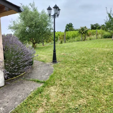 Maison de plain-pied avec jardin et terrasse à Saint-Satur : photo 8