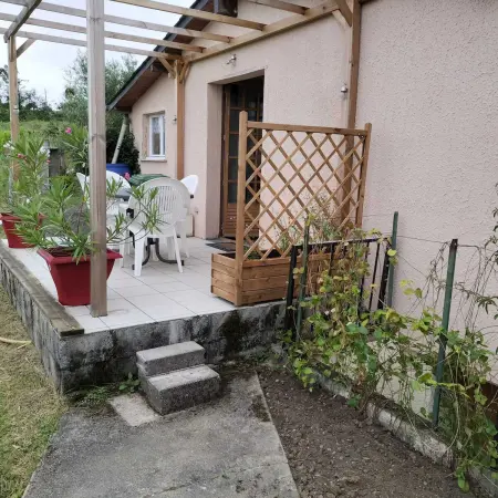 Maison de plain-pied avec jardin et terrasse à Saint-Satur : photo 9