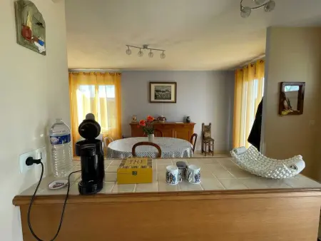 Maison accueillante à Gémozac - 100 m² avec jardin fertile. - Photo 10