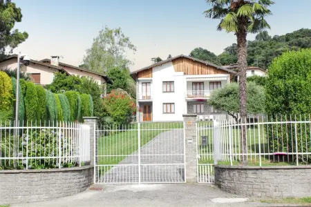 Location villa à Ranco