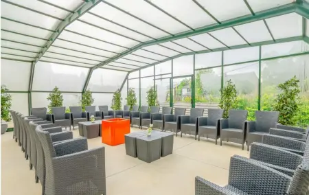 Villa Florenville 50 pers. avec piscine privée et 17 chambres : photo 7