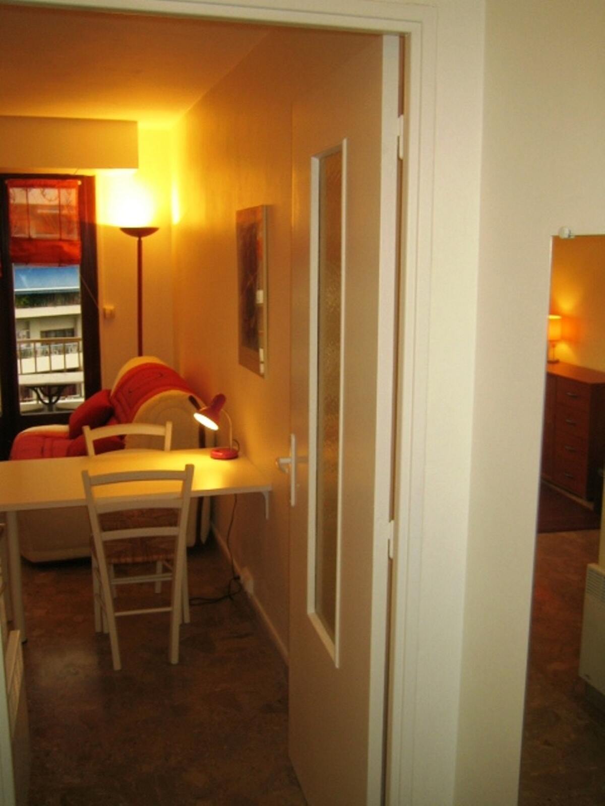 Studio 20 m² avec balcon sur jardin à Marseille - Photo 4