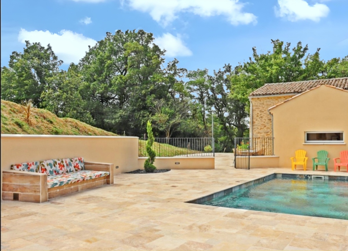 Villa 3 étoiles avec piscine privée à Divajeu - Photo 1
