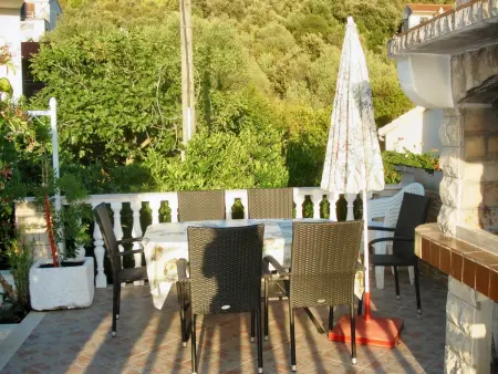 Location appartement à Vinišće, Appartement familial avec parking à Vinišće, 100m²