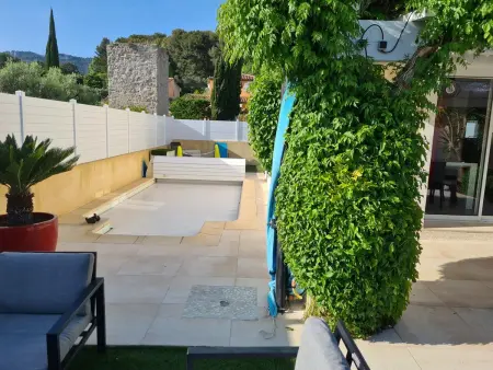 Villa élégante avec piscine privée à Ollioules, 2 chambres : photo 31