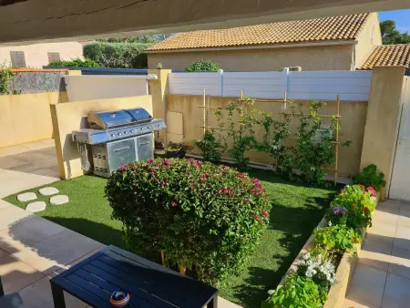 Villa élégante avec piscine privée à Ollioules, 2 chambres : photo 33