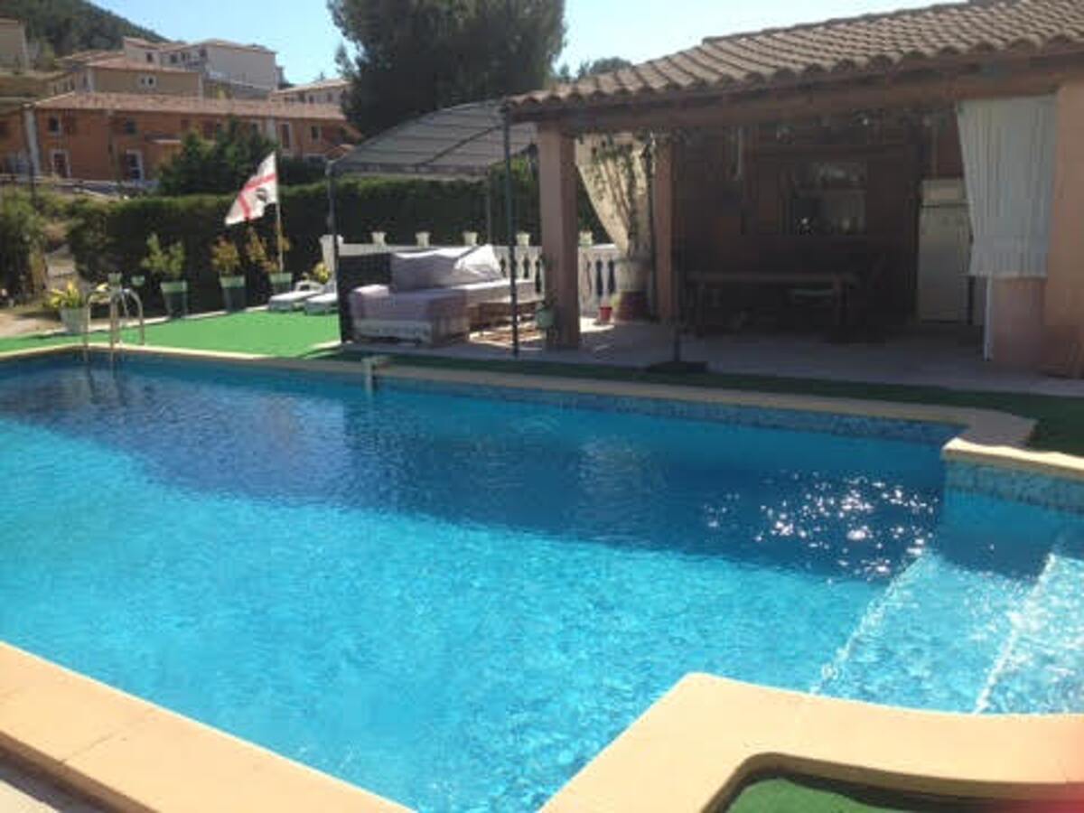Appartement 4 pers. piscine & jardin à Roquefort-la-Bédoule - Photo 2