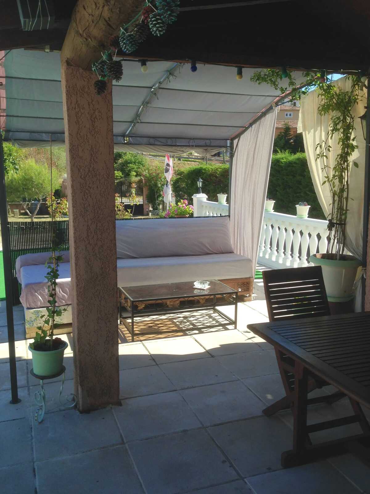 Appartement 4 pers. piscine & jardin à Roquefort-la-Bédoule - Photo 3