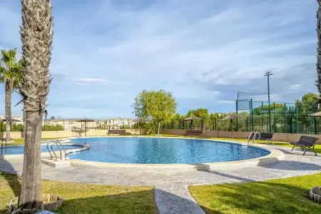 Location appartement à Orihuela, Appartement élégant à Orihuela Costa - 55 m² + Piscine partagée