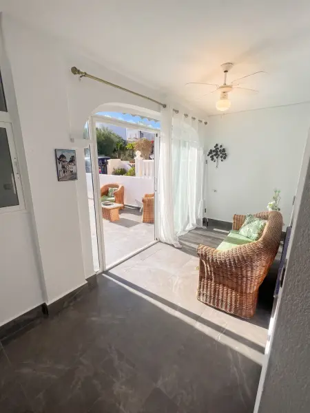 Appartement 55 m² à Orihuela Costa, piscine partagée et jardin clos : photo 8