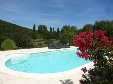 Location villa à Léobard