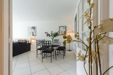 Appartement de charme à Cannes, 3 chambres et terrasse vue ville : photo 2