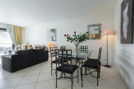 Appartement de charme à Cannes, 3 chambres et terrasse vue ville : photo 12