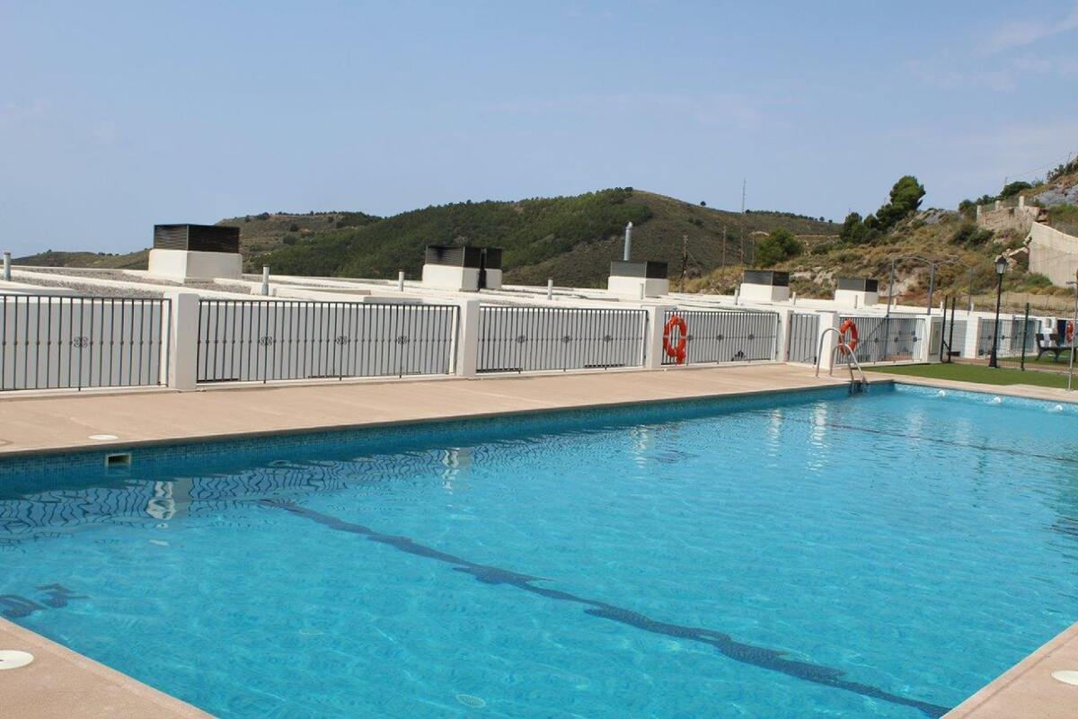 Appartement 4 pers. à Enix avec piscine et vue montagne - Photo 1