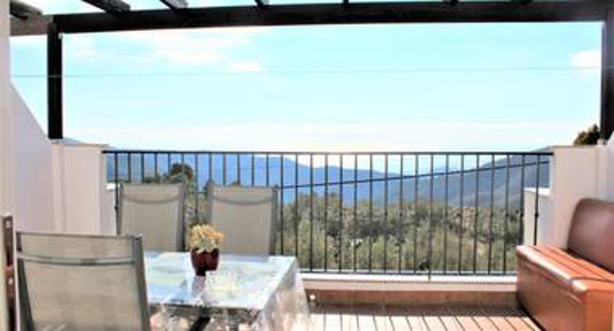 Appartement 4 pers. à Enix avec piscine et vue montagne - Photo 2
