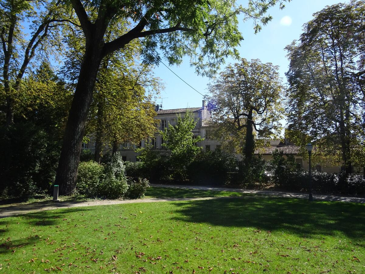 Appartement 50 m² à Cognac, parking proche - Photo 12