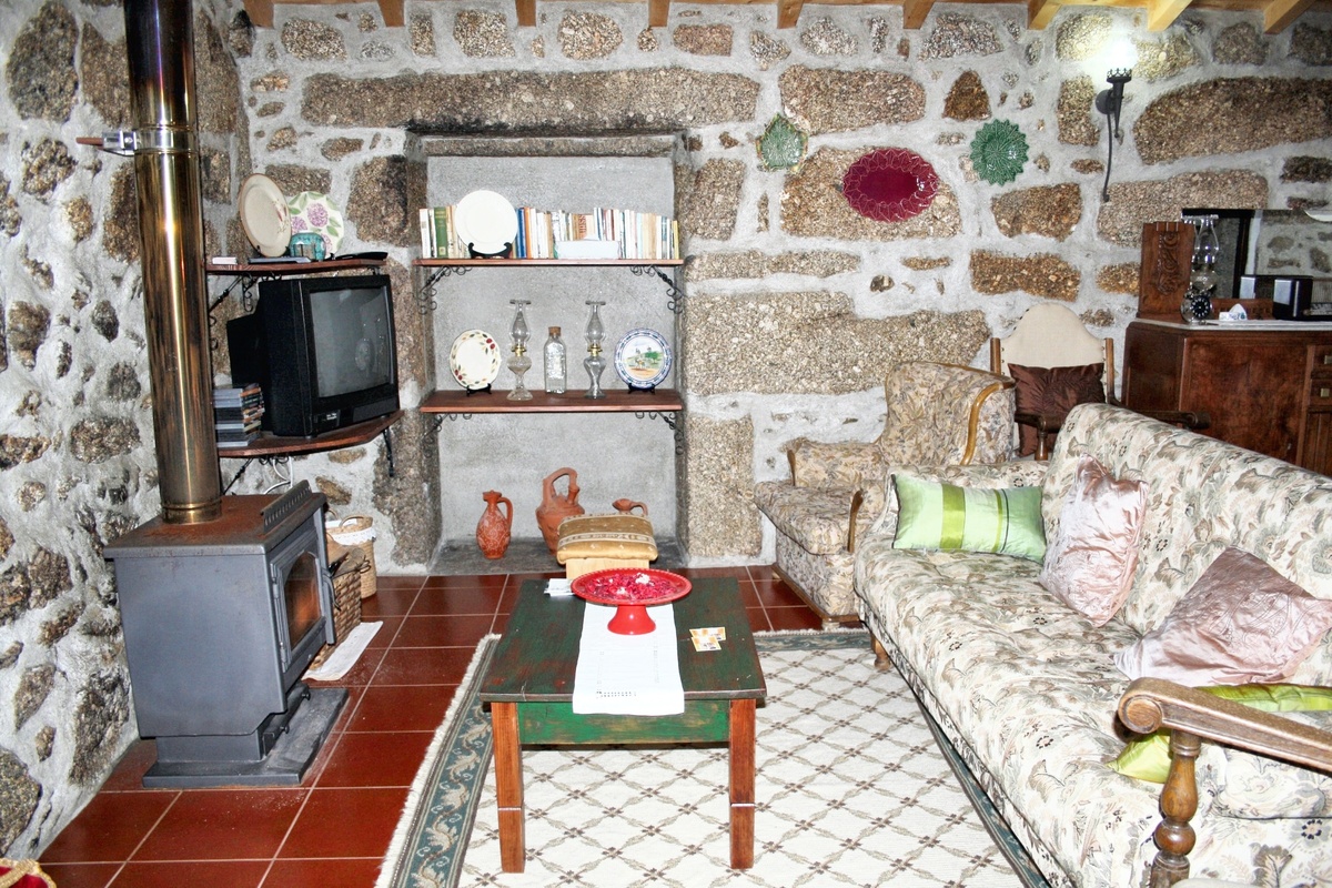 Maison 200m² pour 7 personnes à Nogueira, terrasse barbecue - Photo 12