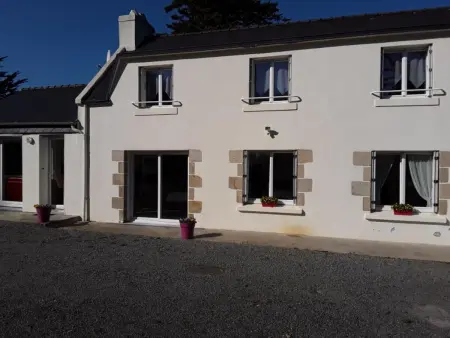 Location maison à Fouesnant, Maison accueillante à Fouesnant avec grand jardin