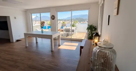 Appartement 140 m² vue mer, spa privé et terrasse à Ajaccio : photo 4