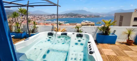 Appartement 140 m² vue mer, spa privé et terrasse à Ajaccio : photo 7