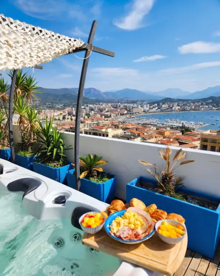 Appartement 140 m² vue mer, spa privé et terrasse à Ajaccio : photo 8