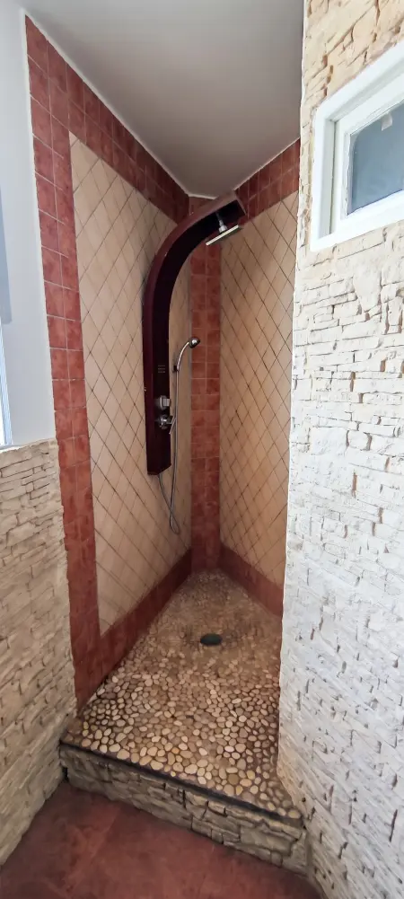 Appartement 140 m² vue mer, spa privé et terrasse à Ajaccio : photo 19