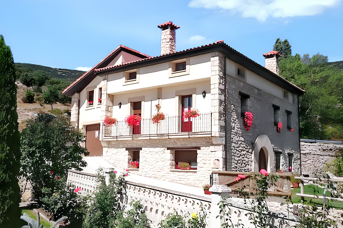 Maison 5 chambres avec jardin clos et vue montagne à Merindad de Valdivielso - Photo 1