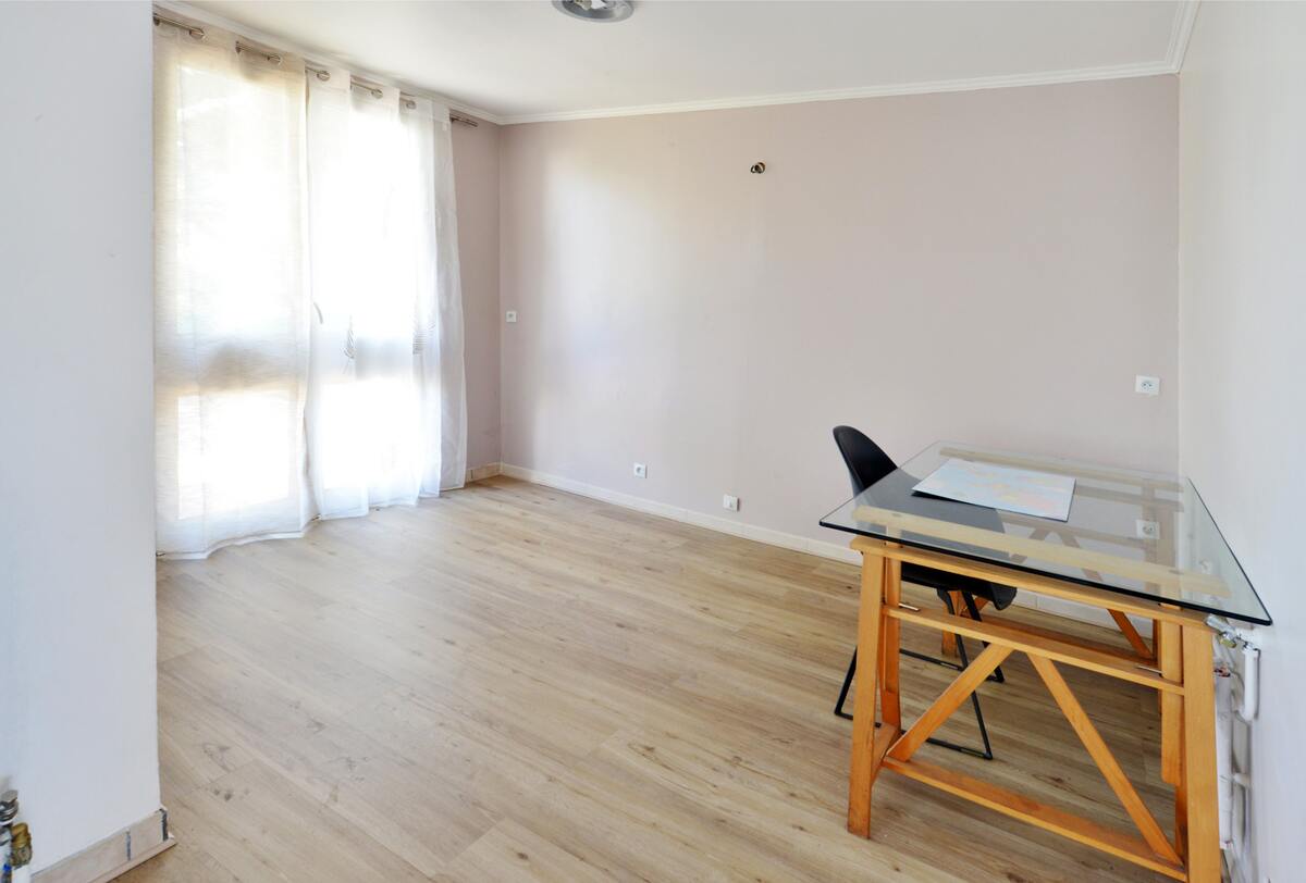 Maison 115 m² avec trampoline à Férolles-Attilly - Photo 8