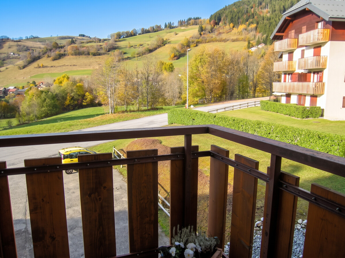 Appartement au pied des pistes à Bernex, vue montagne et balcon - Photo 9