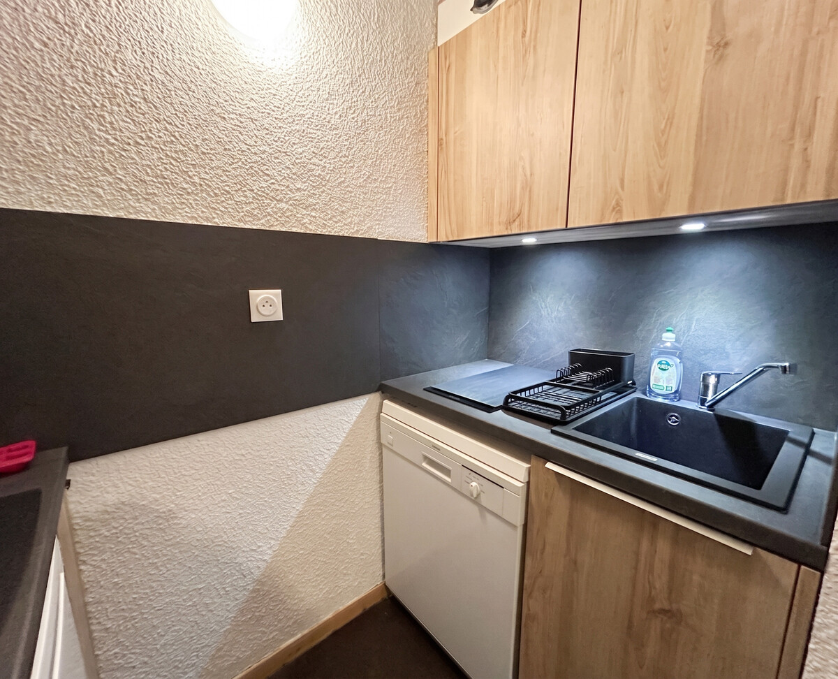 Studio 27 m² à Méribel Mottaret, vue montagne et balcon - Photo 7