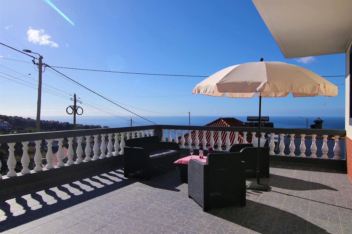 Maison 100m² vue mer à Calheta, 6 pers, 3 chambres - Photo 1