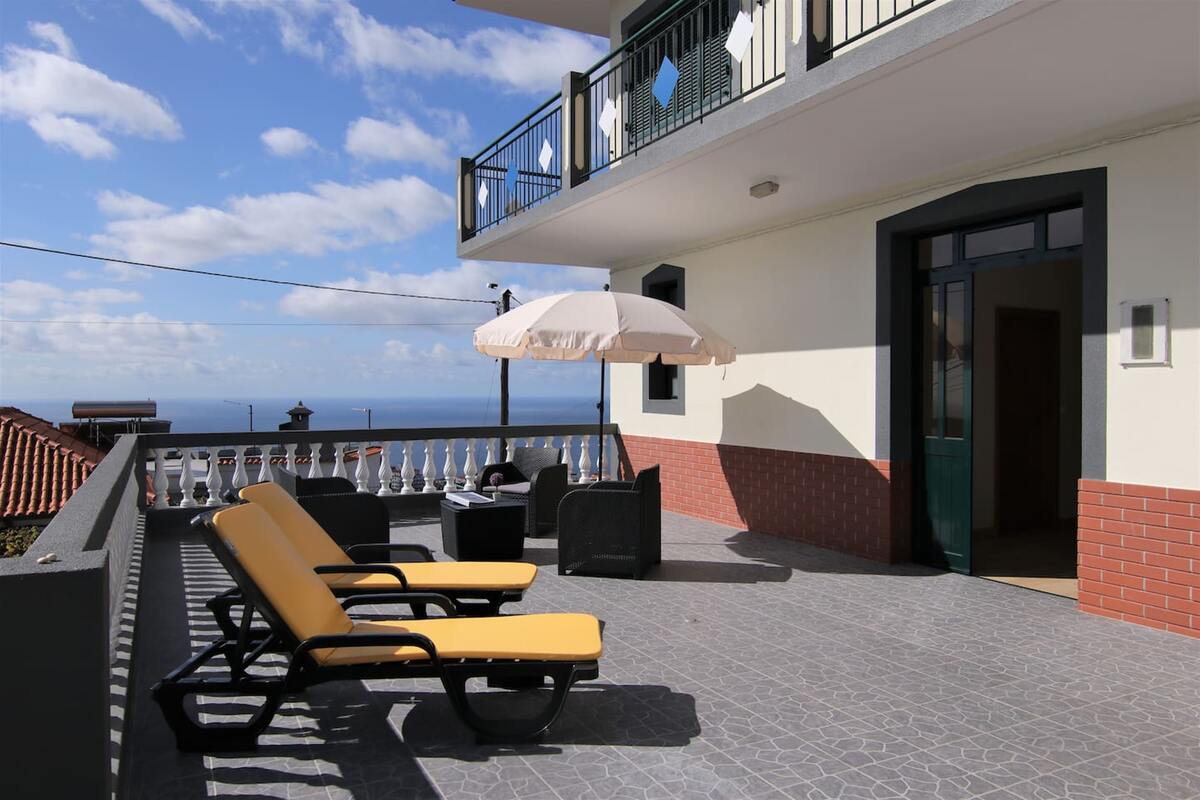 Maison 100m² vue mer à Calheta, 6 pers, 3 chambres - Photo 2