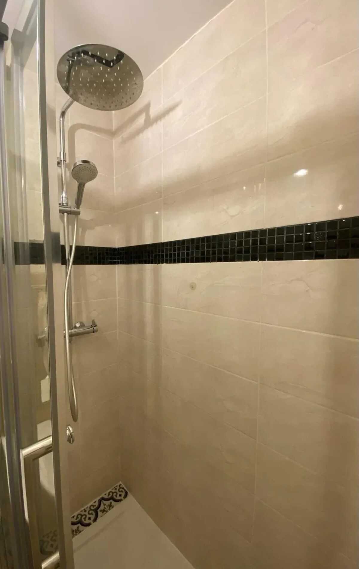 Appartement 60m² avec terrasse et jacuzzi, Bagnolet - Photo 20