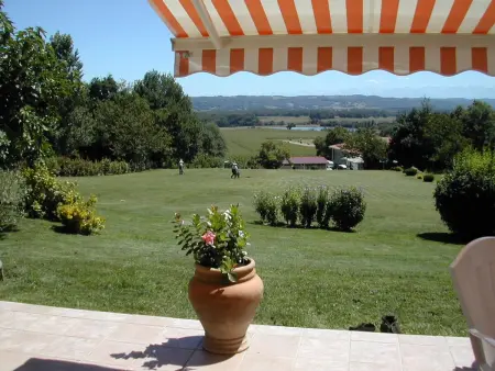Maison plain-pied avec vue lac et montagne à Monlaur-Bernet : photo 19
