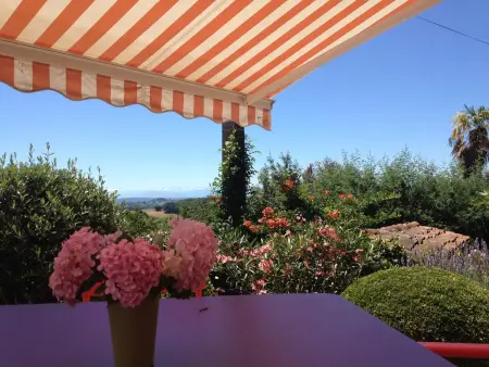 Maison plain-pied avec vue lac et montagne à Monlaur-Bernet : photo 22