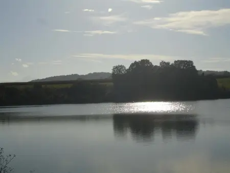 Maison plain-pied avec vue lac et montagne à Monlaur-Bernet : photo 28