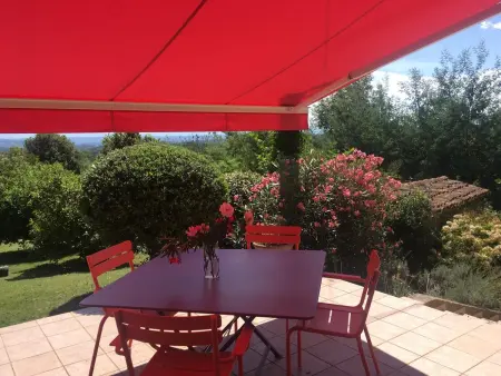 Maison plain-pied avec vue lac et montagne à Monlaur-Bernet : photo 39