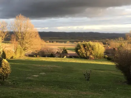Maison plain-pied avec vue lac et montagne à Monlaur-Bernet : photo 40