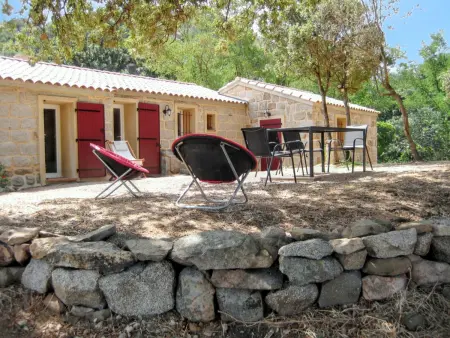 Maison avec jacuzzi, vue montagne et jardin à Sartène : photo 2