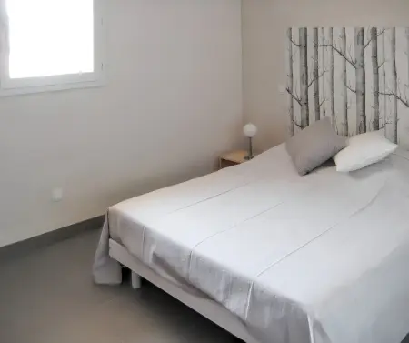 Maison avec jacuzzi, vue montagne et jardin à Sartène : photo 7