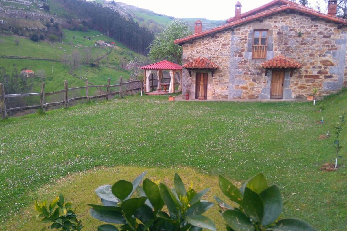 Maison 15 personnes à La Cavada avec jacuzzi et terrasse - Photo 1