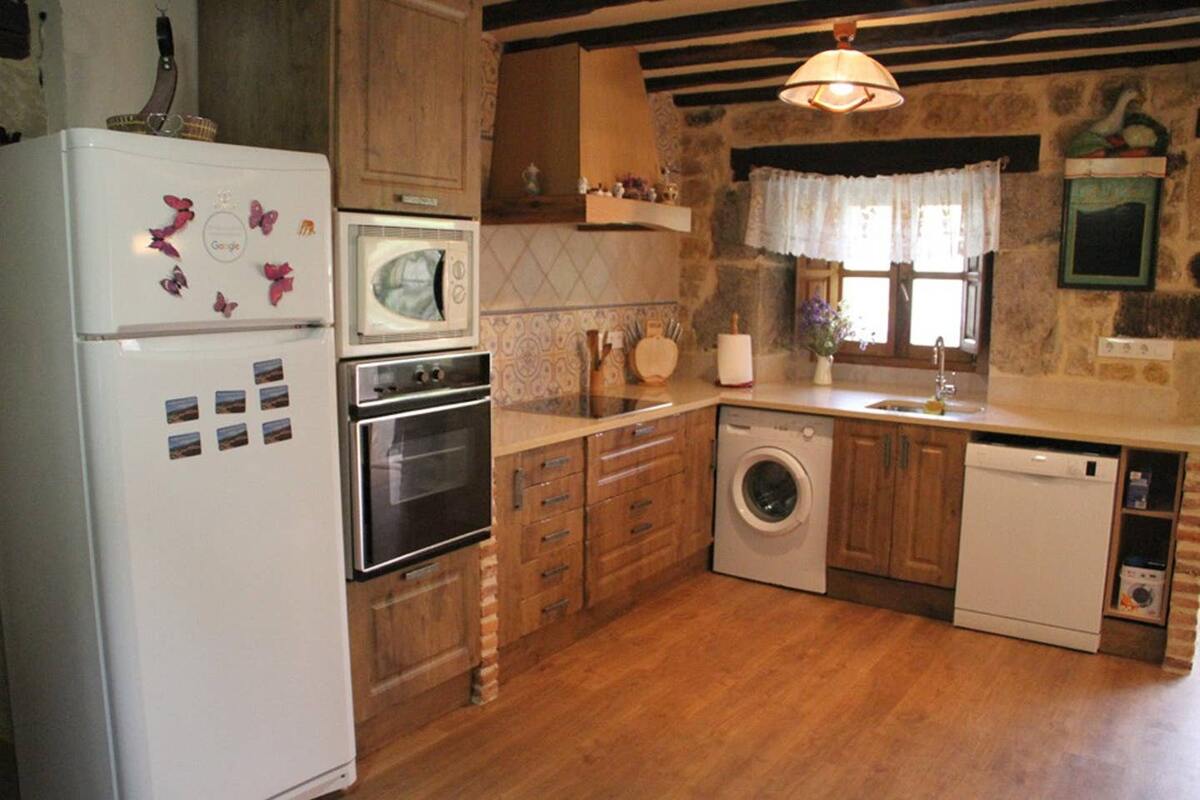 Maison 15 personnes à La Cavada avec jacuzzi et terrasse - Photo 3
