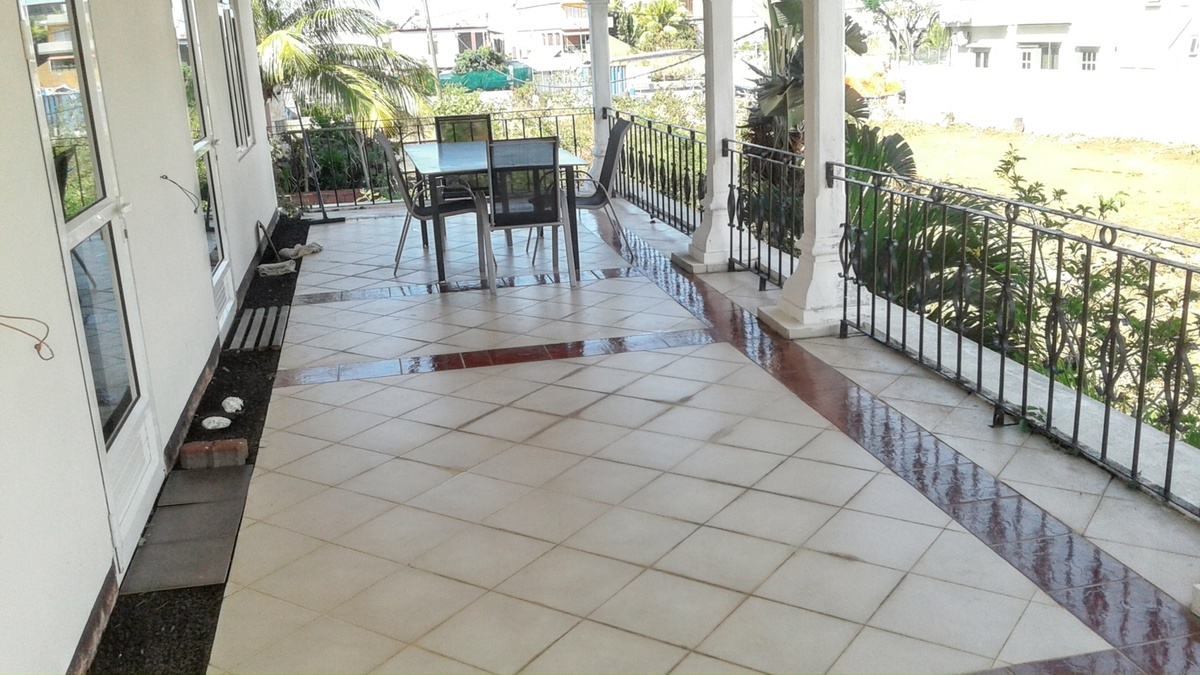 Maison vue mer à Trou aux Biches, jardin et terrasse - Photo 2