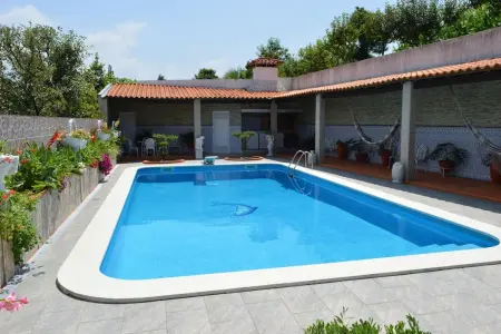 Location villa à Oliveira de Azeméis, Villa spacieuse avec piscine privée à Oliveira de Azeméis