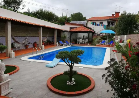 Villa spacieuse avec piscine privée à Oliveira de Azeméis - Photo 2