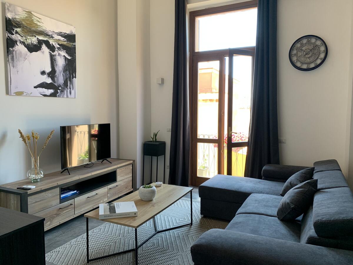 Studio 60 m² avec terrasse vue mer, Cagliari - Photo 1