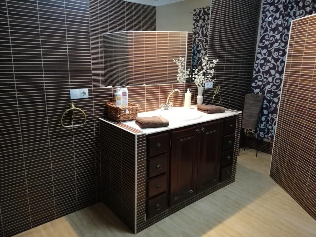 Villa 16 pers., 5 chambres, piscine privée à Ubrique - Photo 12
