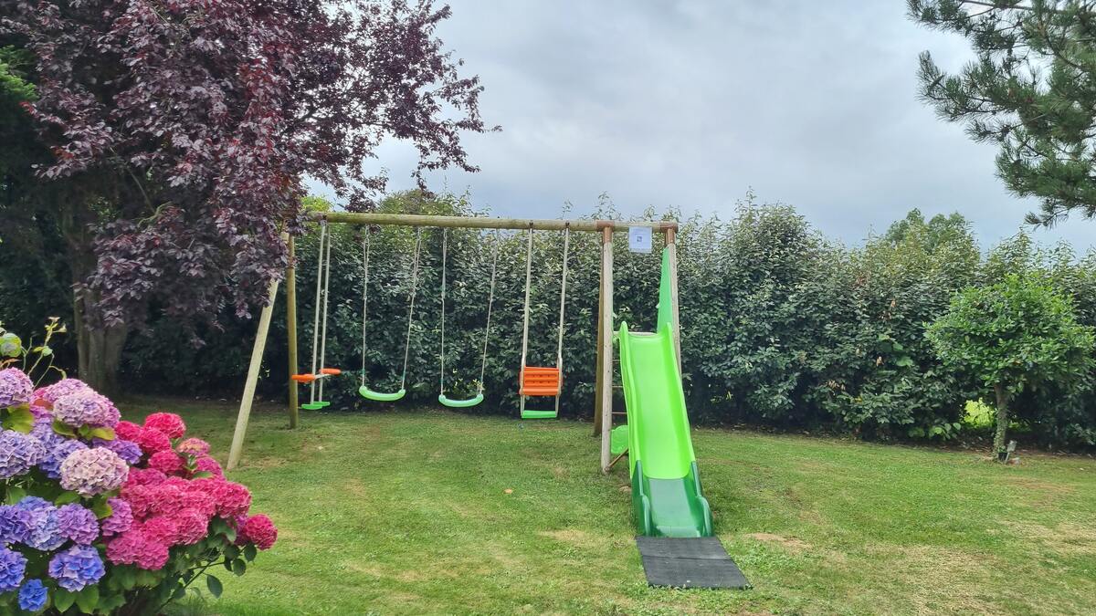 Maison 8 personnes à Trégomeur, jardin avec balançoire - Photo 26