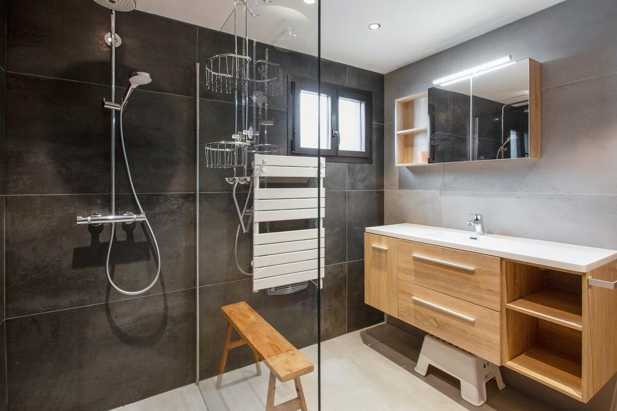 Maison 9 personnes Montvalezan, cheminée et équipements sport - Photo 16
