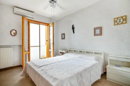 Maison avec balcon et vue lac à Sabaudia, 3 chambres : photo 6
